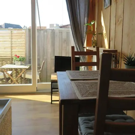 Beachtime Close To The Beach, Centre 아파트 잔드보르트