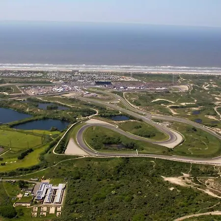 Beachtime Close To The Beach, Centre *