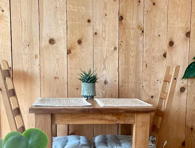 Beachtime Close To The Beach, Centre Apartment